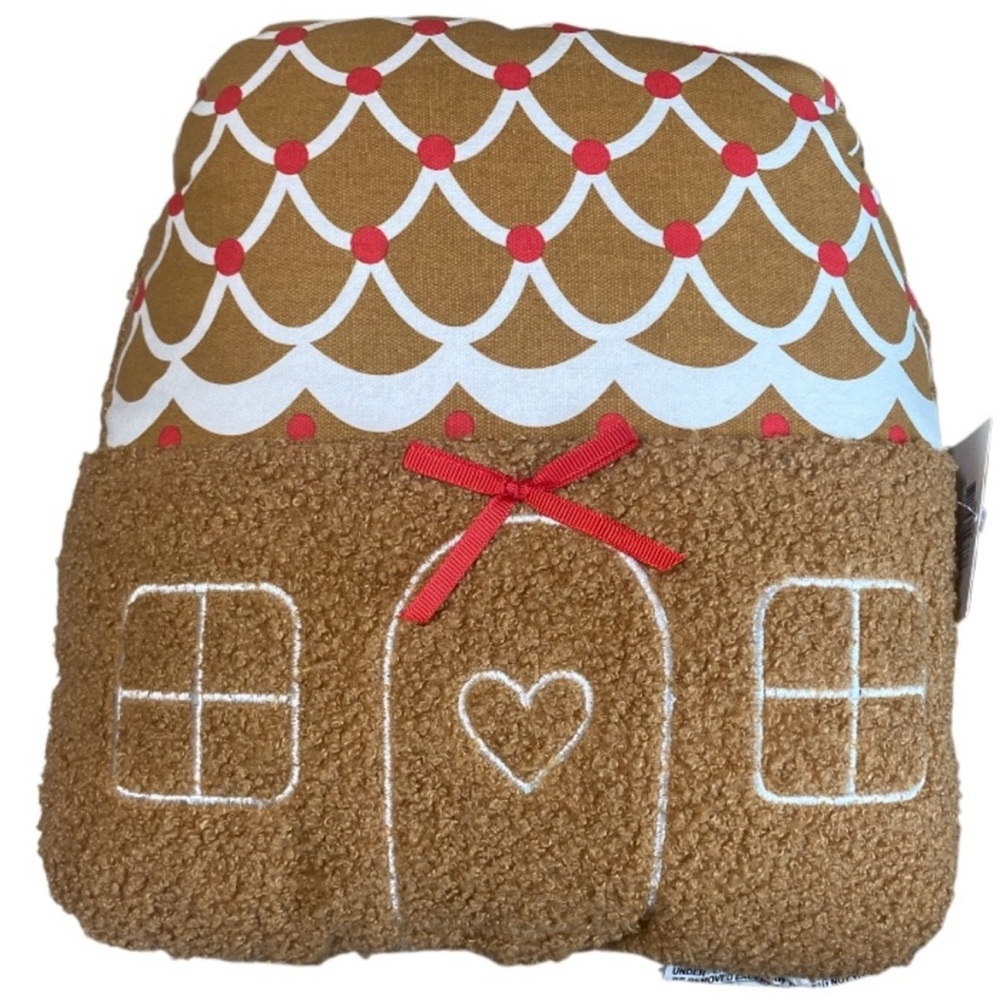 Gingerbread House Throw Pillow – Cozy Winter Accent Cushion for Sofa